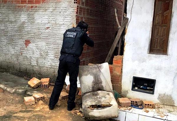 Jovem de 23 anos é preso acusado de divulgar fotos e vídeos íntimos da ex