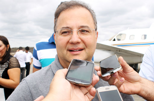 Bahia: Secretário de saúde afirma que não faltará dinheiro para o combate ao Aedes aegypti