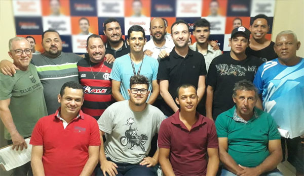 Reunião com pré-candidatos a vereador amplia base de apoio à pré-candidatura de Fabrício Abrantes 