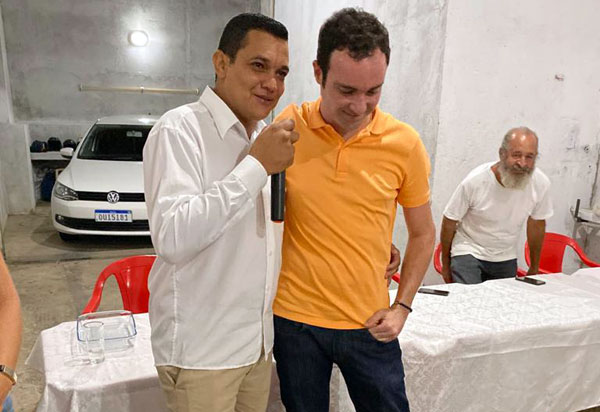 Brumado: Com discurso de renovação, Welton Andrade, o 'Pequeno', pré-candidato a vereador oficializa apoio a Fabrício