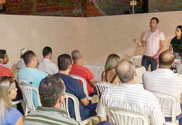 Fabrício Abrantes faz primeira reunião com pré-candidatos a vereador de Brumado