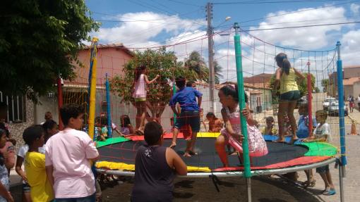 Brumado: Crianças do Bairro Dr.Juracy tiveram dia de muita festa e alegria