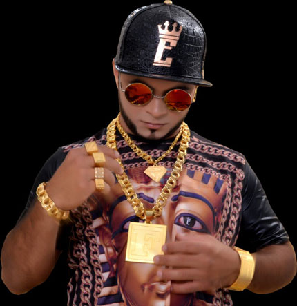 Confira a prévia do Clipe de Fann Estourado 'Baixinho Delícia'