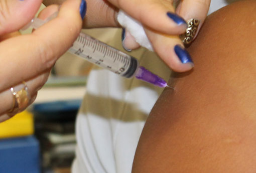 Sesab confirma dose única para vacinação contra febre amarela