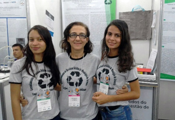 Estudantes representaram Aracatu na Feira de Ciências da Bahia no ICEIA, em Salvador 