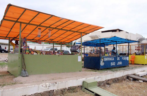 Feira de fogos de artifício acontece nos fundos do Mercado de Artes 