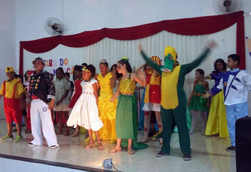 Brumado: Escola Municipal Oscarlina Oliveira Silva realiza a I Feira do Saber em Ação