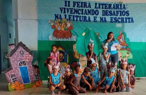 Brumado: Escola Municipal  promove Projeto Literário 'Vivenciando Desafios na Leitura e na Escrita'