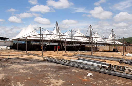 Estrutura da FENB 2014 já está sendo montada