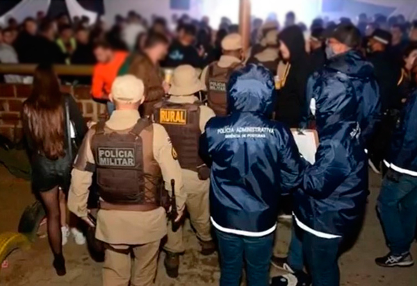 Vitória da Conquista teve eventos clandestinos com mais de 500 pessoas