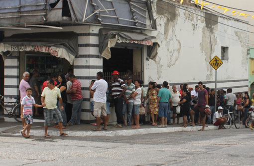 Brumado: Filas no último dia de pagamento do IPTU com desconto