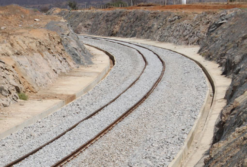 Em Brasília, Rui discute com governo chinês novos investimentos para a Fiol