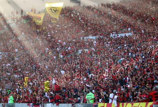 Pesquisa confirma o Flamengo como maior torcida do Brasil; Corinthians aparece em segundo
