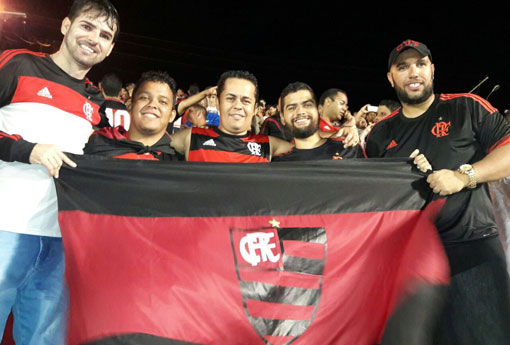 Flamenguistas de Brumado prestigiam vitória do time em Salvador