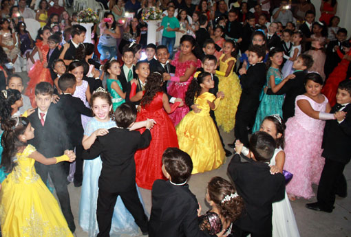 Brumado: Escola Educacional Artinfância promoveu formatura do ABC 