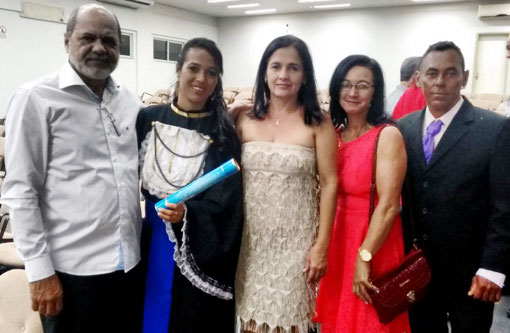 Genes Academia: Estagiária conquista sonho e gradua-se em Educação Física