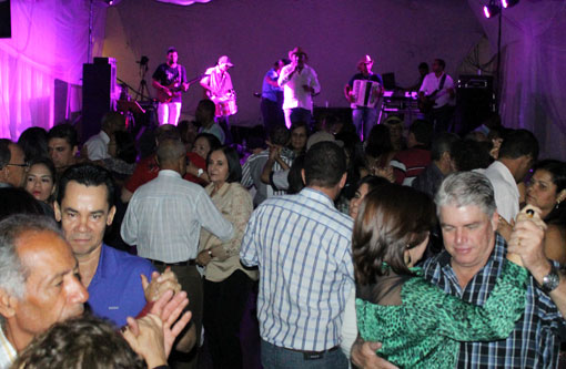 Brumado: Loja Maçônica Aliança Sertaneja Baiana realizou o Forró do Bode; veja fotos