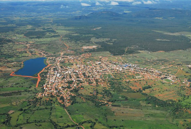 Paramirim: mulher é detida acusada de filmar suicídio e compartilhar fotos e vídeos nas redes sociais