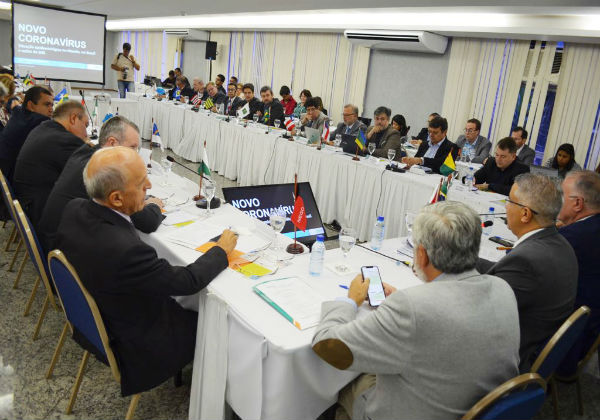 Em Brasília, secretários estaduais discutem estratégias de enfrentamento ao coronavírus e pleiteiam R$ 600 milhões ao Ministério da Saúde