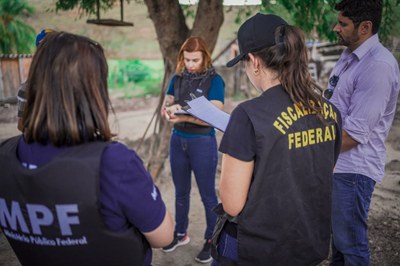 Em megaoperação, Auditores-Fiscais do Trabalho resgatam 337 vítimas do tráfico de pessoas e do trabalho escravo