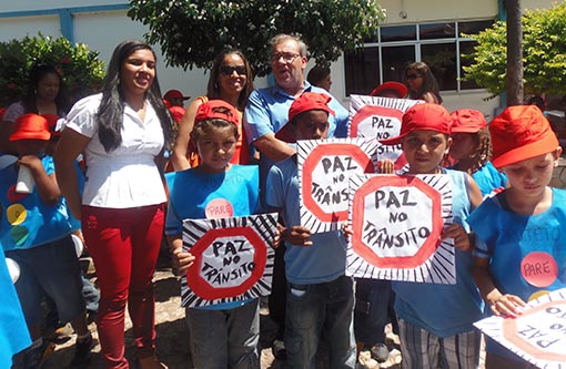 Brumado: Ginásio Municipal Professor Clemente Gomes desenvolve 'Projeto Paz no Trânsito'