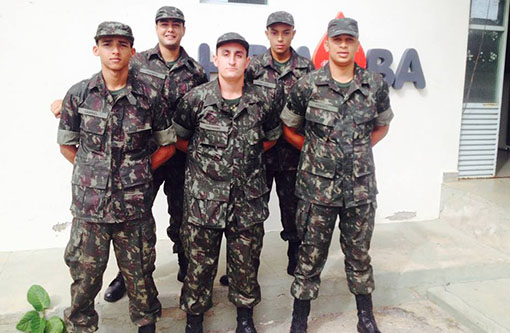 Brumado: Soldados do Tiro de Guerra 06/024 doam sangue