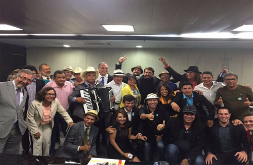 Forrozeiros lutam para transformar o São João do Nordeste em produto turístico nacional