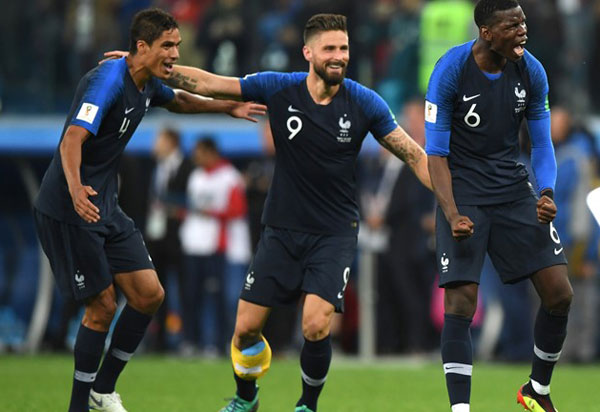 França vence a Bélgica e é a primeira finalista da Copa