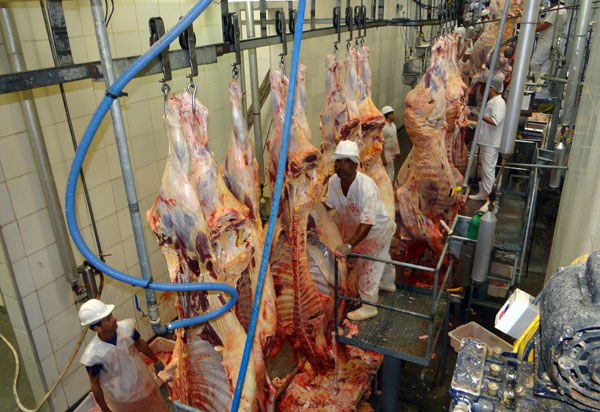 Matadouro e Frigorífico Regional de Brumado informa programação de abate durante semanas de Natal e Réveillon