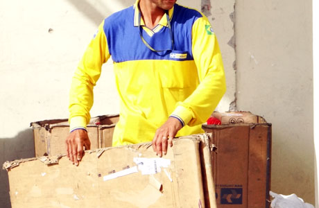 Brasil: Funcionários dos Correios ameaçam greve para o dia 18