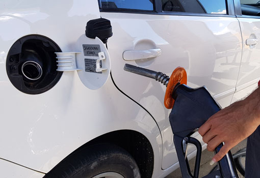 Preço da gasolina cai 0,68% nas refinarias, após duas altas seguidas