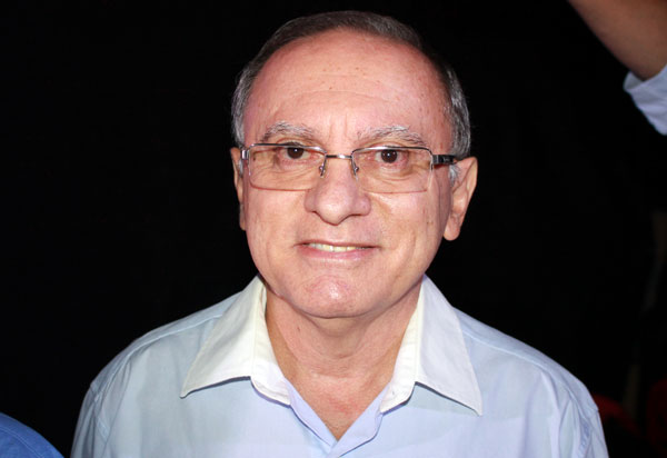 Geraldo Azevedo reafirma candidatura e se manifesta após o seu candidato a vice-prefeito, vereador Zé Ribeiro, declarar apoio a Fabrício
