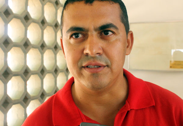 Prefeito de Guajeru sofre acidente de carro