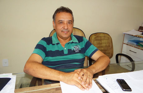 Cancelamento do show de Chiclete com Banana em Brumado foi devido a pouca venda de ingressos