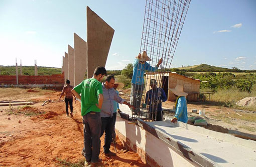 Aracatu: Setor de captação de recursos e coordenação de projetos visita obras no município