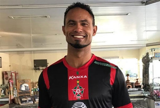 Após decisão do STF, goleiro Bruno é preso na delegacia regional de Varginha (MG)