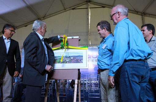 Governador inaugura em Maracás a primeira mineradora de vanádio das Américas