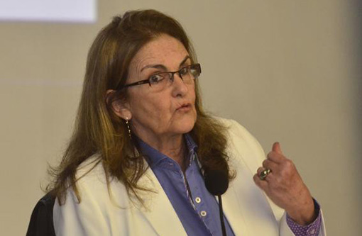 Graça Foster e cinco diretores renunciam ao cargo