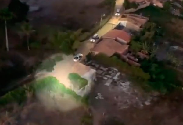 Morte de PMs: Helicóptero da PMBA atua em operação policial em Vitória da Conquista