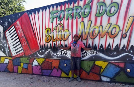 Grafiteiro vem especialmente de São Paulo para dar um colorido ainda mais especial para o Forró do Sítio Novo 2016