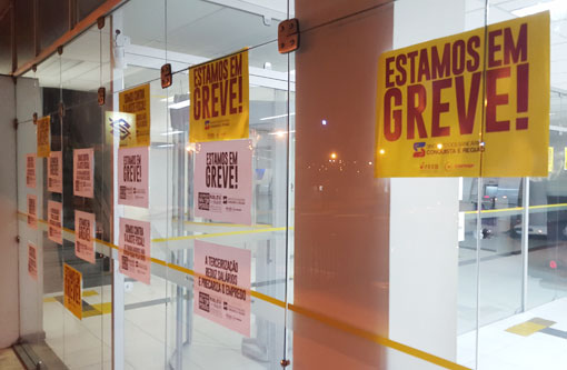 Bancários rejeitam proposta de reajuste de 8,7% e greve continua