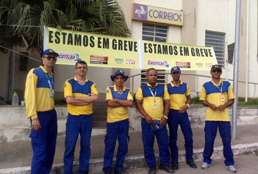 Maioria dos sindicatos de trabalhadores dos Correios mantém greve