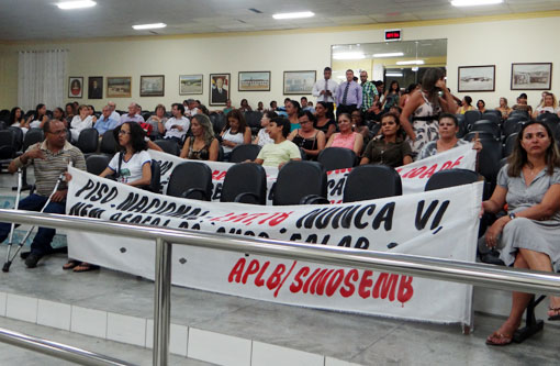 Brumado: Mesmo sendo considerada ilegal pelo TJ-BA, greve dos  servidores e professores municipais é mantida