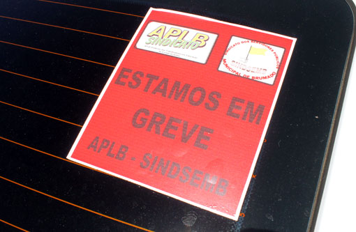 Brumado: Sem posicionamento do prefeito, greve dos servidores e professores municipais continua