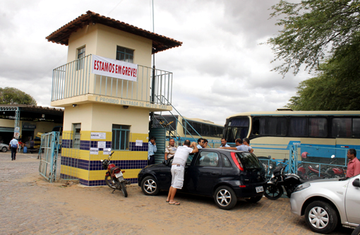 Brumado: Motoristas da Novo Horizonte mantém greve 