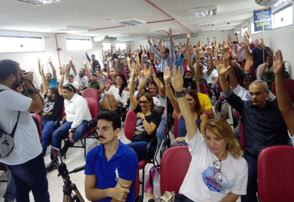 Durante Assembleia, Policiais Civis e Penais aprovam paralisação das atividades por 48 horas a partir da próxima segunda feira(27)