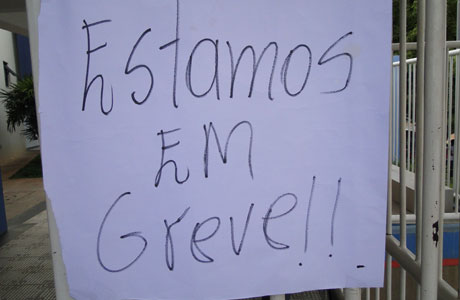 Brumado: CEEP continua sem aula devido a greve dos funcionários terceirizados
