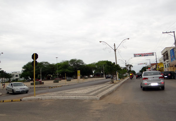 Câmara de Vereadores de Guanambi aprova projeto que proíbe apreensão de veículos devido a atraso em IPVA