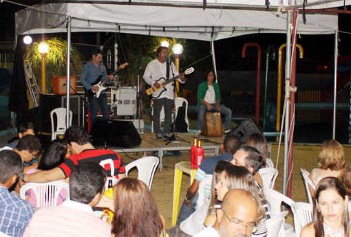 Clube Social: Evandro Correia e Raimundo Sodré comandaram a noite especial de Happy Hour