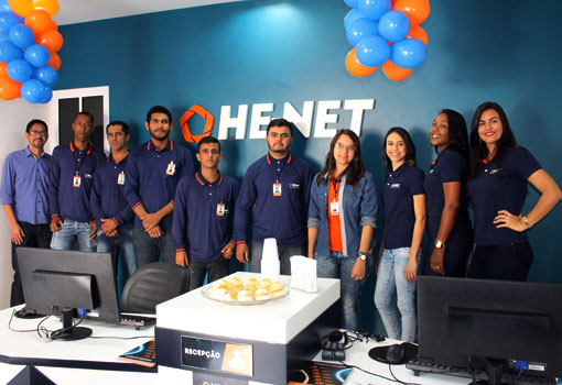 Brumado: Loja HE-NET é inaugurada com ofertas e 12 camarotes para o Festival de Inverno Bahia